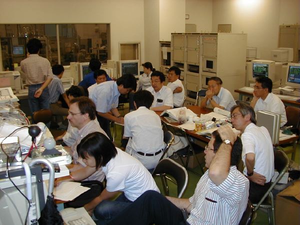 Many people and computers (56K JPEG)